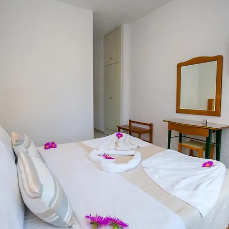 Castello Hotel 2*